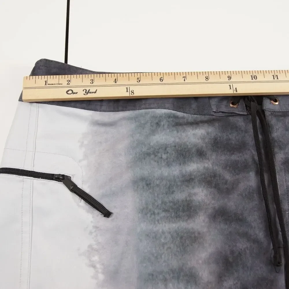 Waterlust Tiger Shark Trailblazer Gray Boardshorts Mens Sz 39
